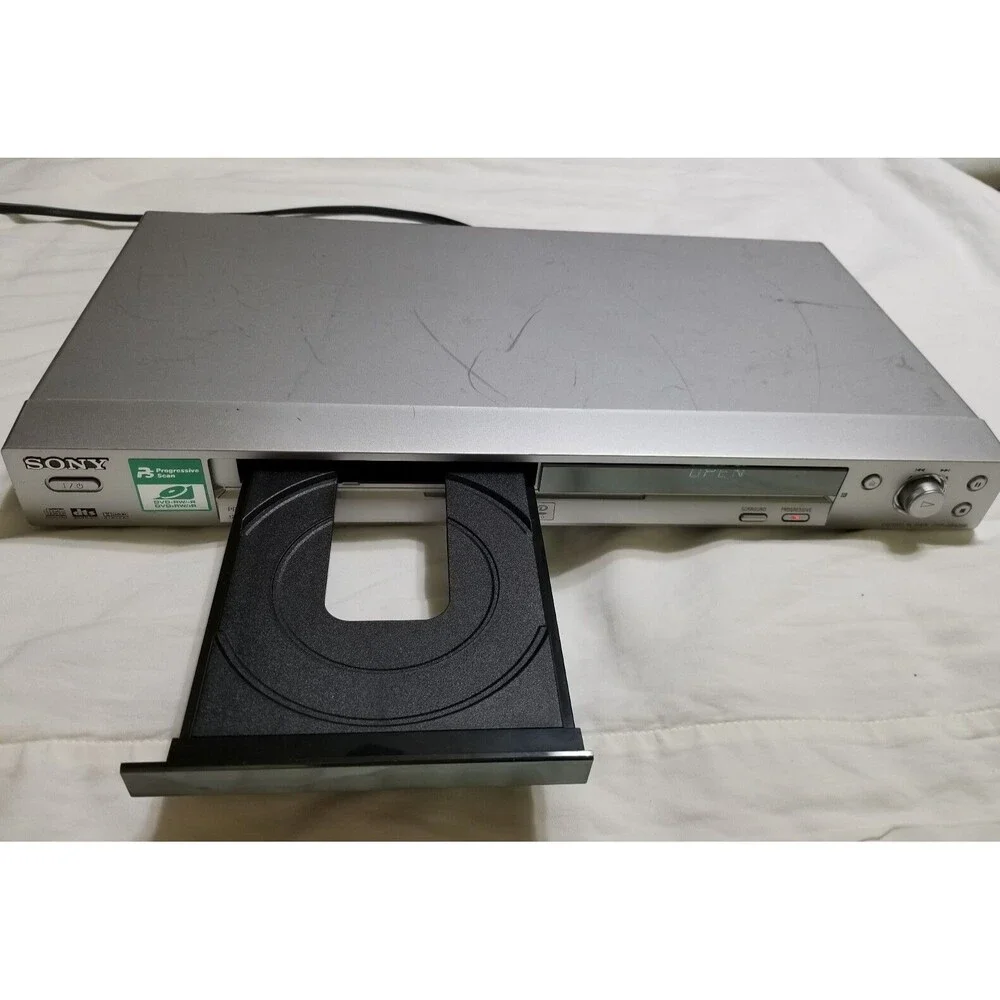 Sony DVP-NS425P CD/DVD Player - NO REMOTE